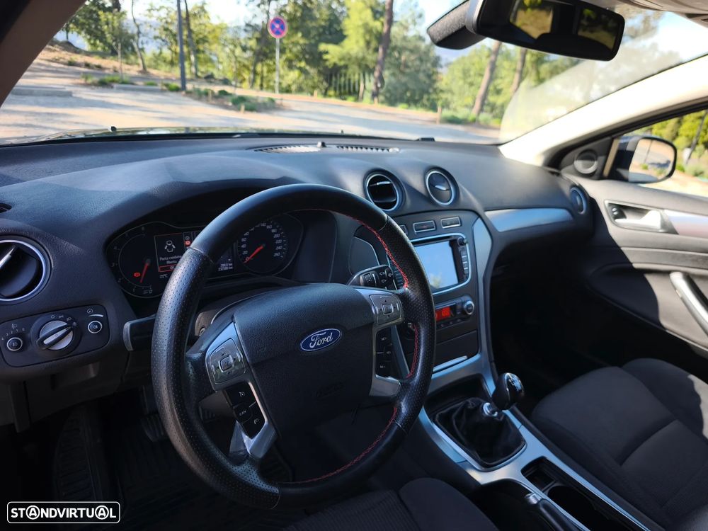 Ford Mondeo SW 2.0 TDCi Titanium - 14