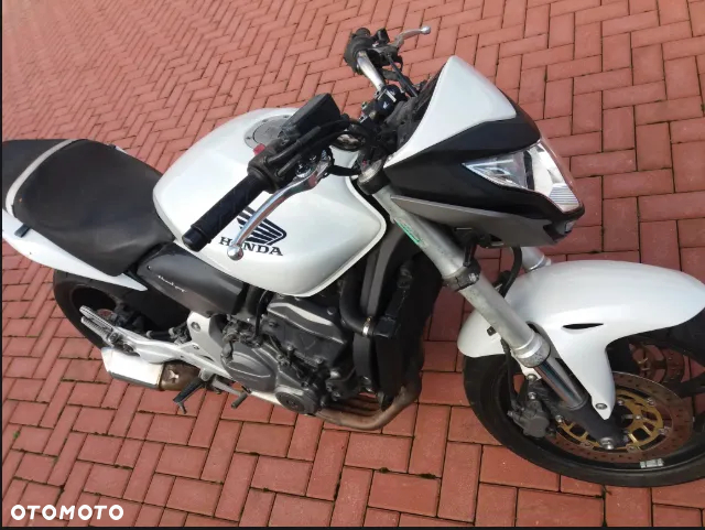 Honda Hornet - 2