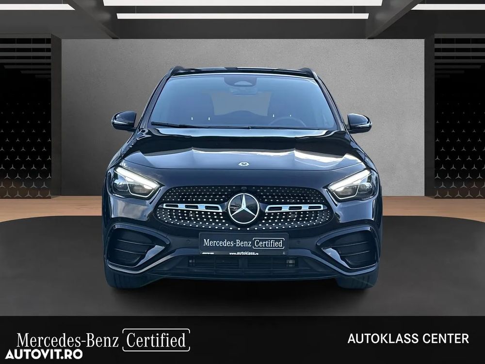 Mercedes-Benz GLA - 9