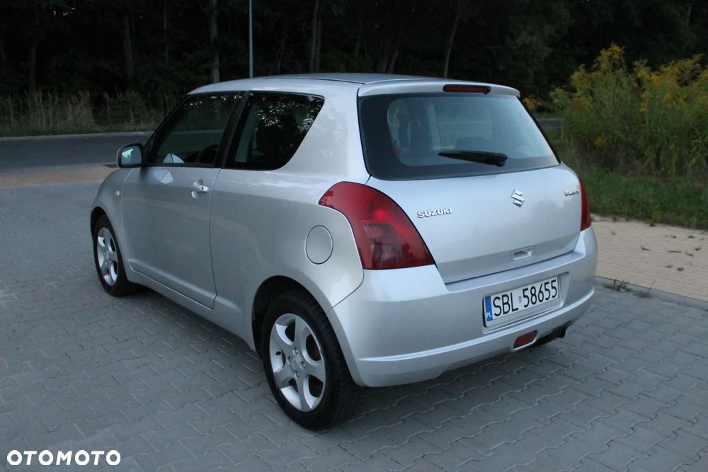 Suzuki Swift - 9