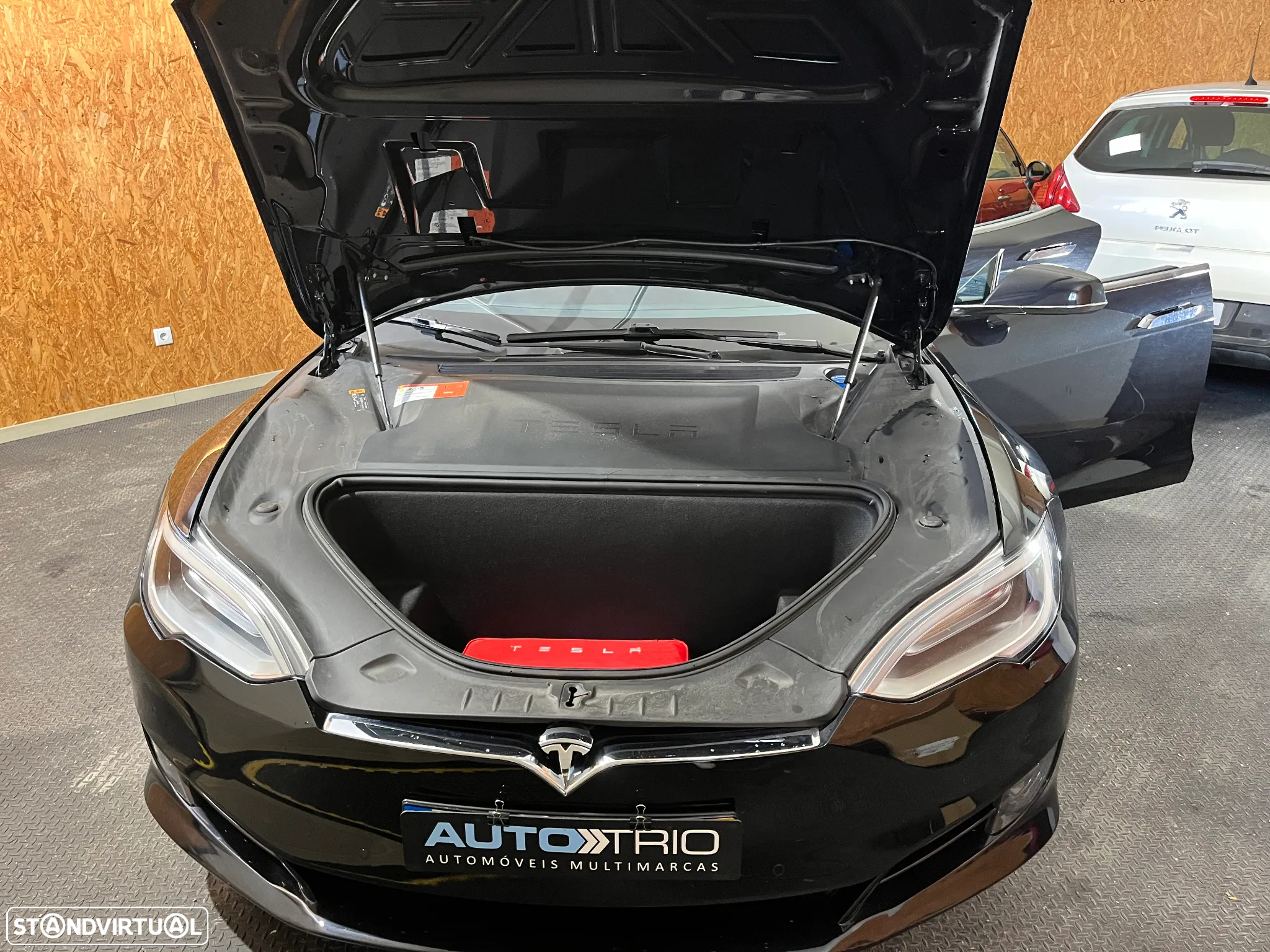 Tesla Model S 75D - 23