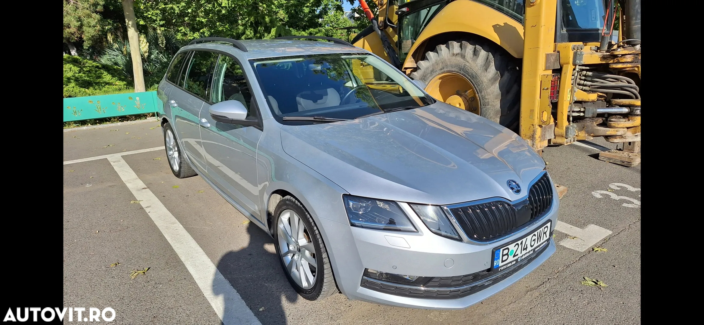 Skoda Octavia Combi Diesel 2.0 TDI 4X4 DSG Style - 5