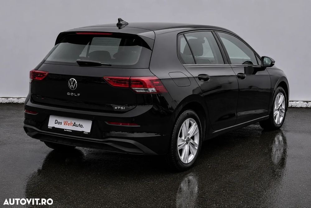 Volkswagen Golf 1.0 eTSI DSG MHEV Life - 4