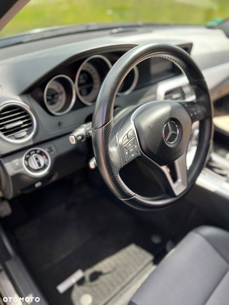 Mercedes-Benz Klasa C 180 T 7G-TRONIC Avantgarde Edition - 15