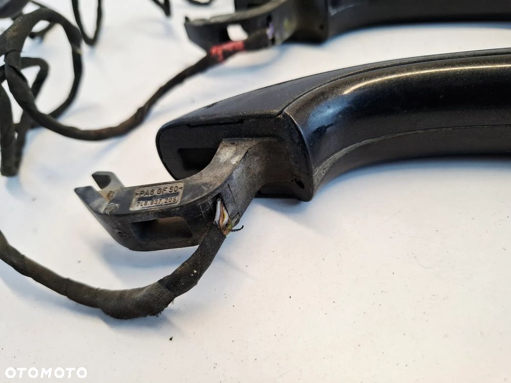 Klamka Zewnętrzna Drzwi z Przyciskiem Kessy VW Touareg 7L 7L6837205 - 7