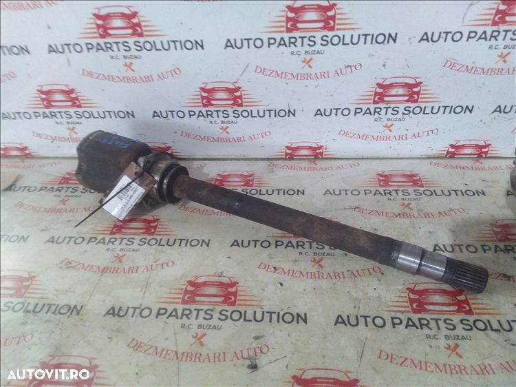planetara dreapta fiat 500 1.3 d an fabr. 2013 - 1