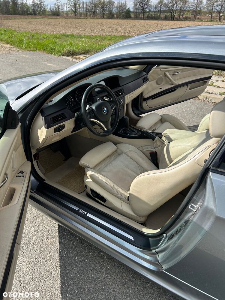 BMW Seria 3 335i - 20