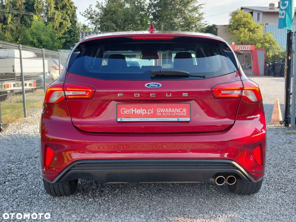 Ford Focus 1.0 EcoBoost Hybrid ST-LINE - 16