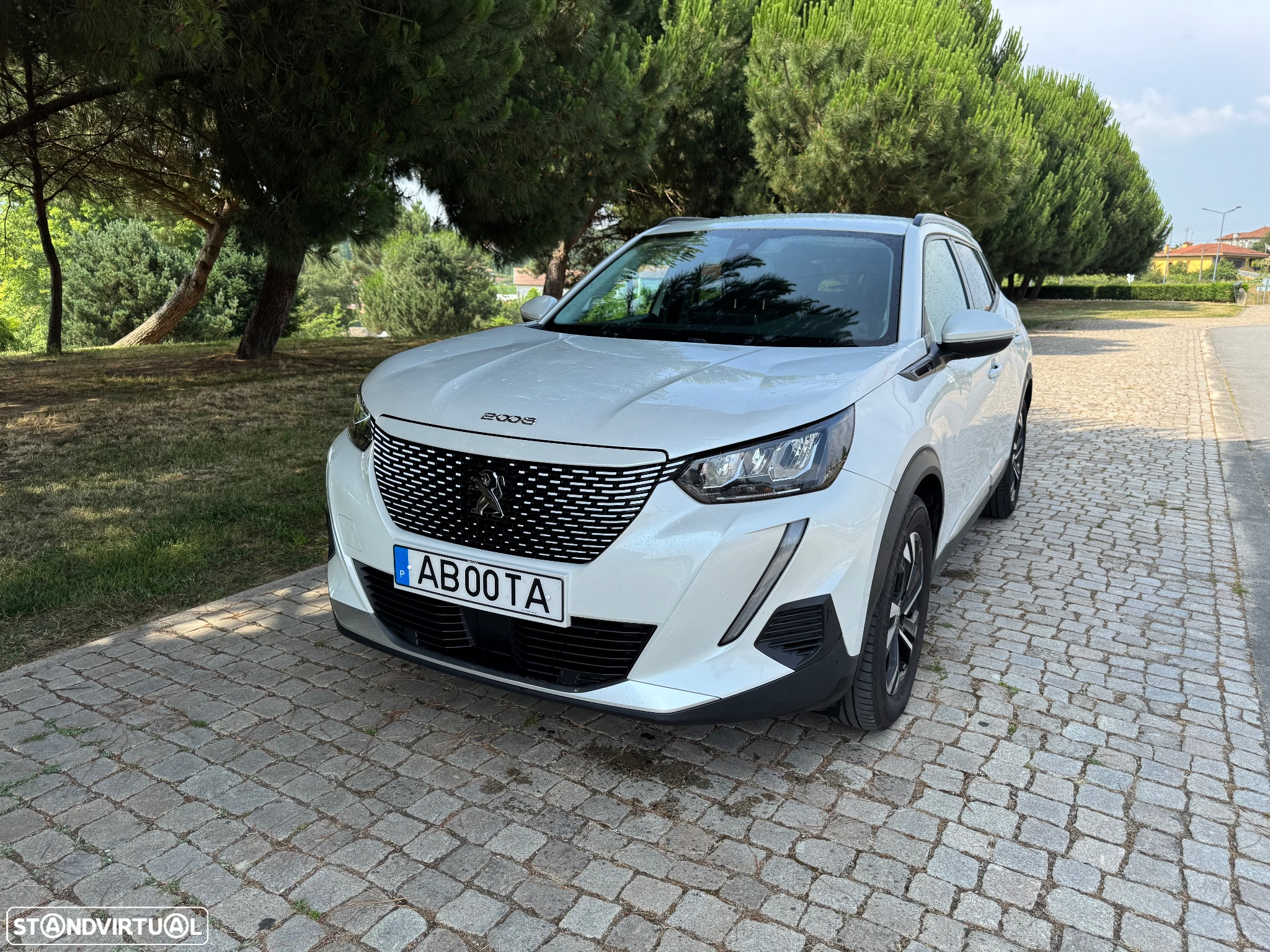 Peugeot e-2008 50 kWh Active Pack - 14
