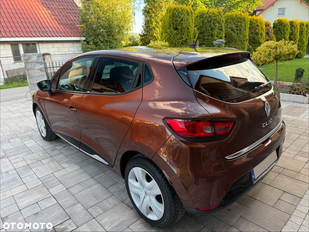 Renault Clio 1.2 16V Intens - 25