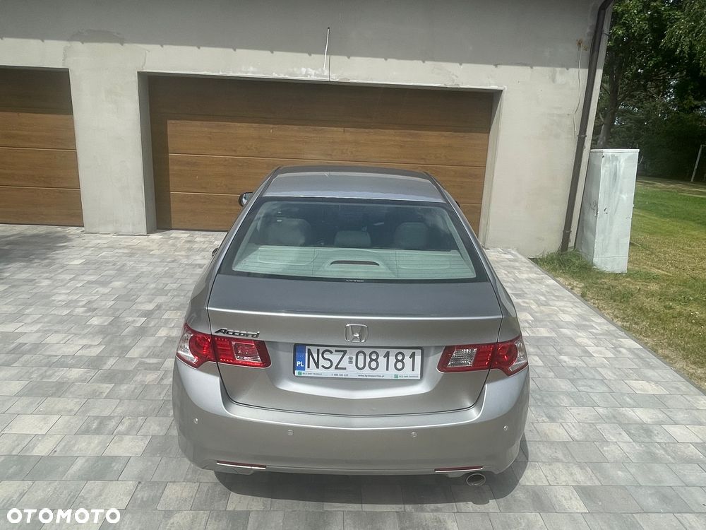 Honda Accord 2.0 Comfort - 9