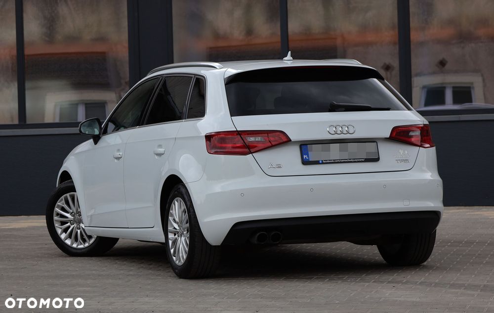 Audi A3 Sportback 1.4 TFSI Ambiente - 5