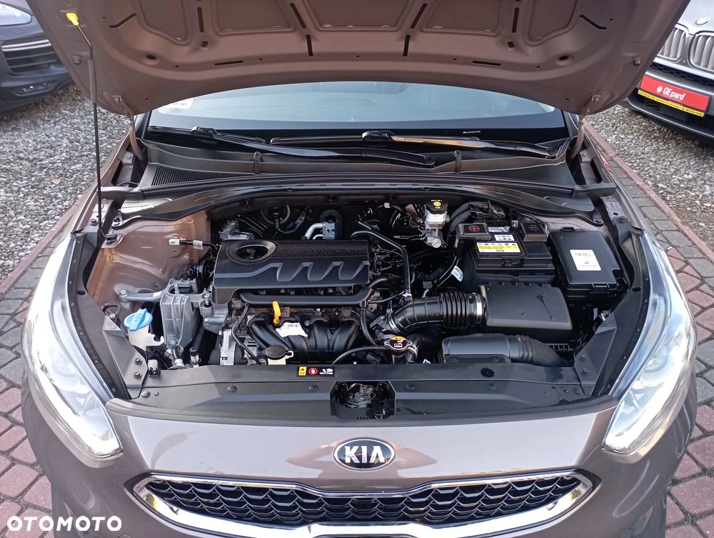 Kia Ceed 1.4 L - 30