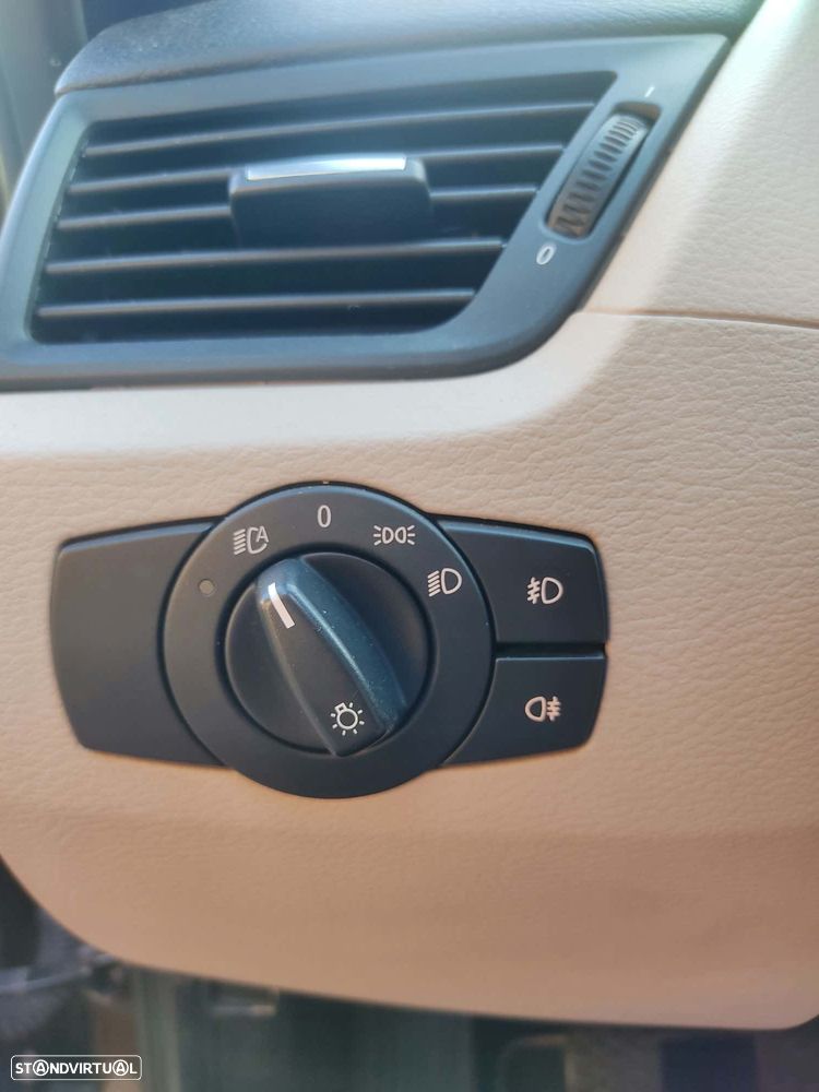 BMW X1 18 d sDrive - 20