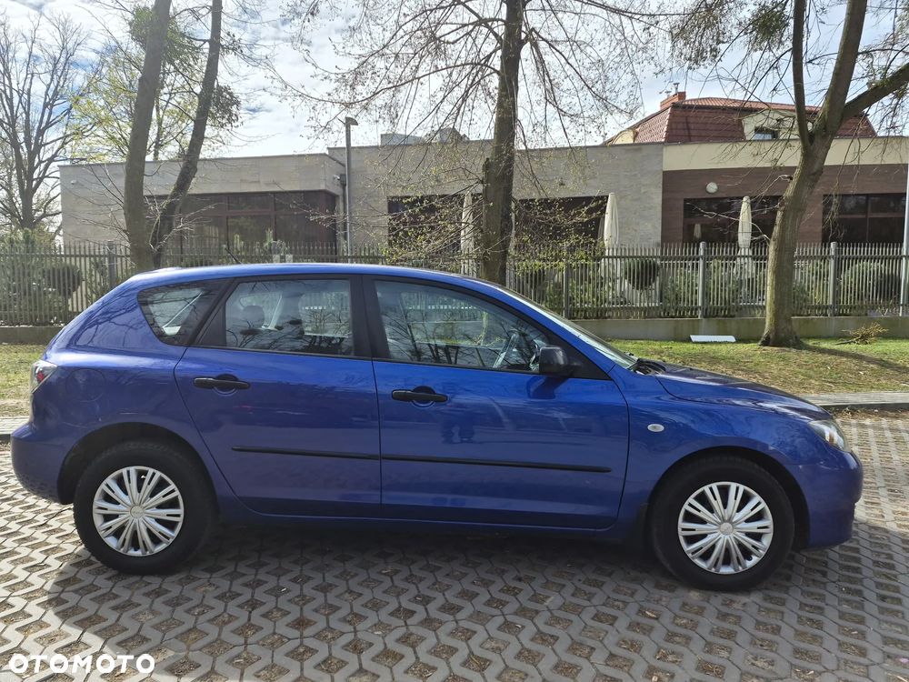 Mazda 3 1.6 CD Exclusive + - 5