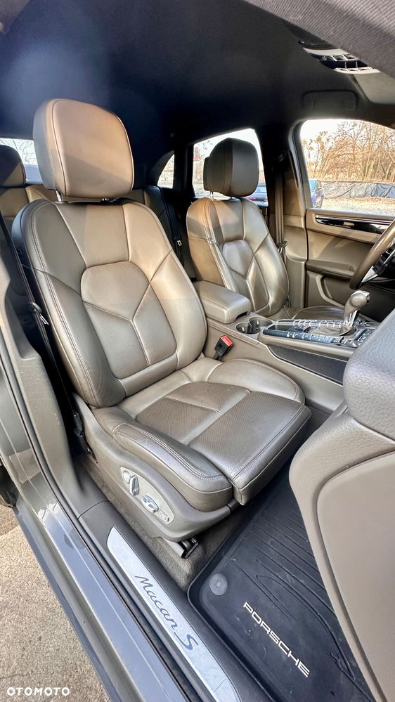 Porsche Macan - 38