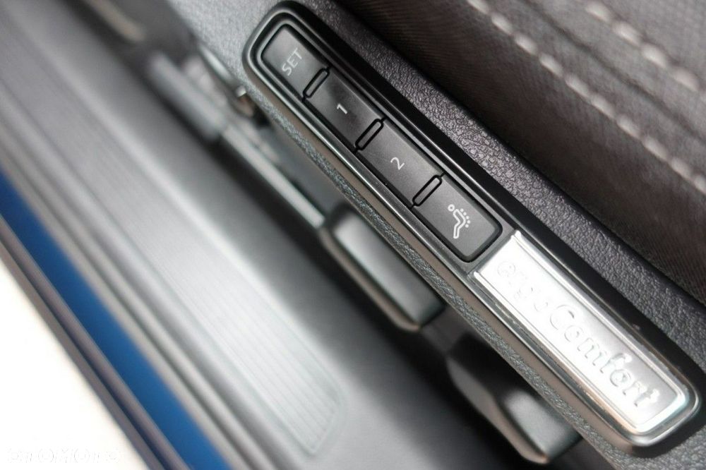 Volkswagen Passat - 26