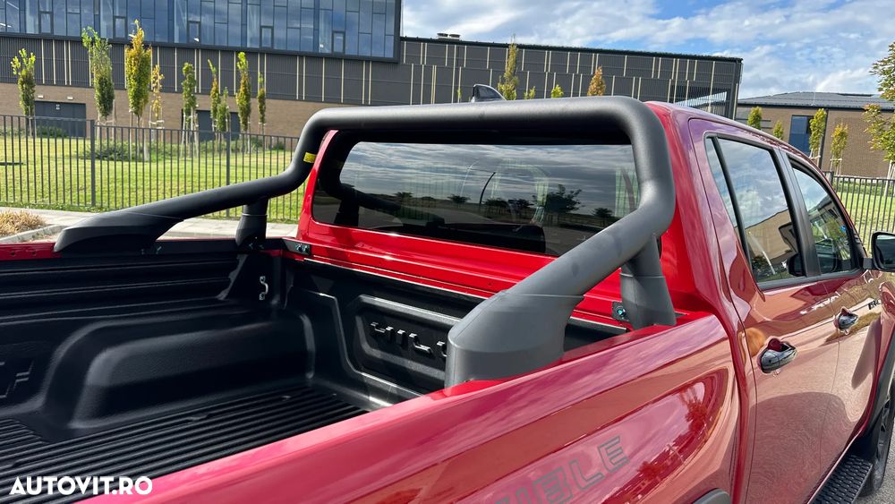 Toyota Hilux 2.8D 204CP 4x4 Double Cab AT MHEV Invincible Color Edition (6Y2) - 11