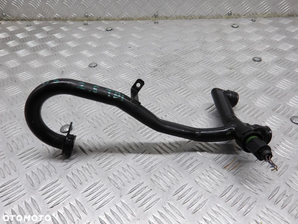 PASSAT B5 FL SEDAN 2.5 TDI 4MOTION RURA WĄŻ PRZEWÓD WODY 059121083 - 2