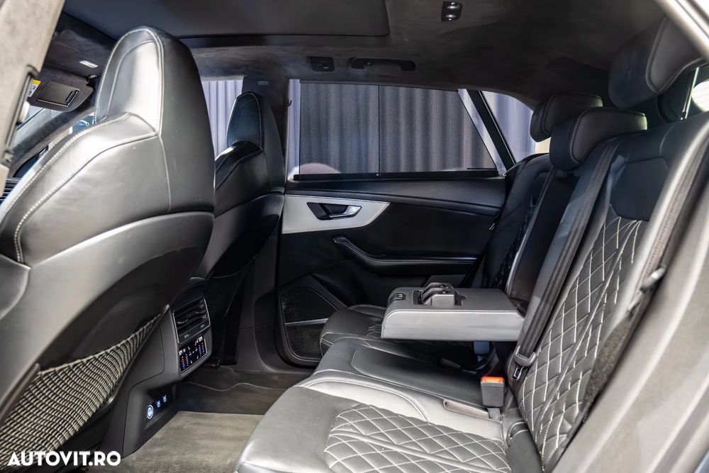 Audi Q8 - 4