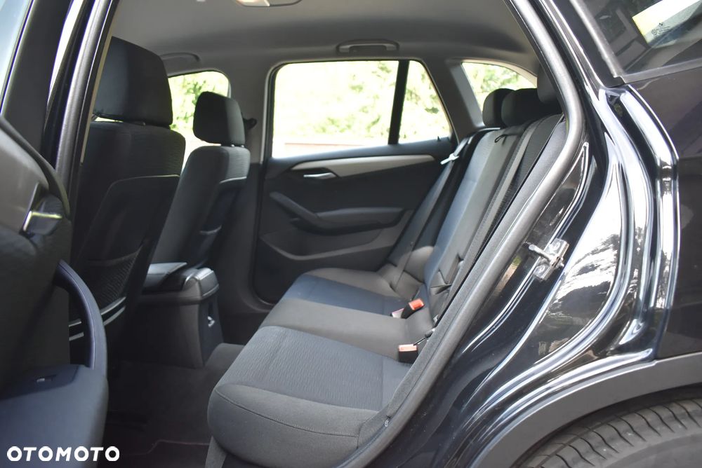 BMW X1 sDrive18d xLine - 21