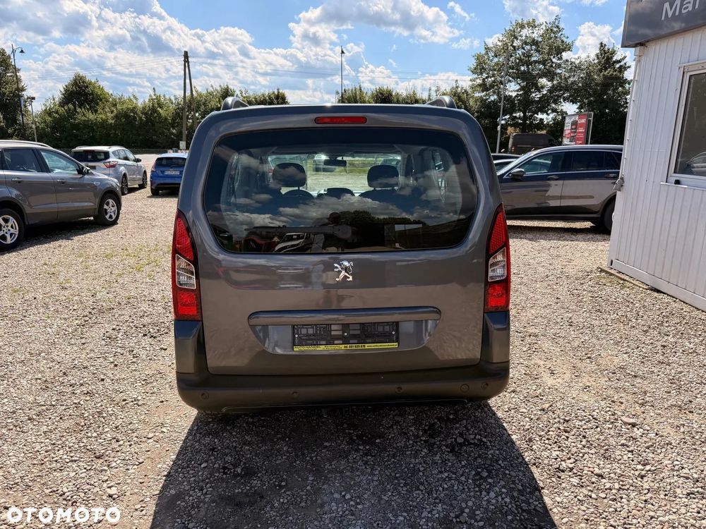 Peugeot Partner HDi FAP 110 Family - 8