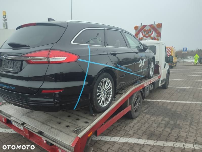 Ford Mondeo 2.0 EcoBlue Titanium - 32