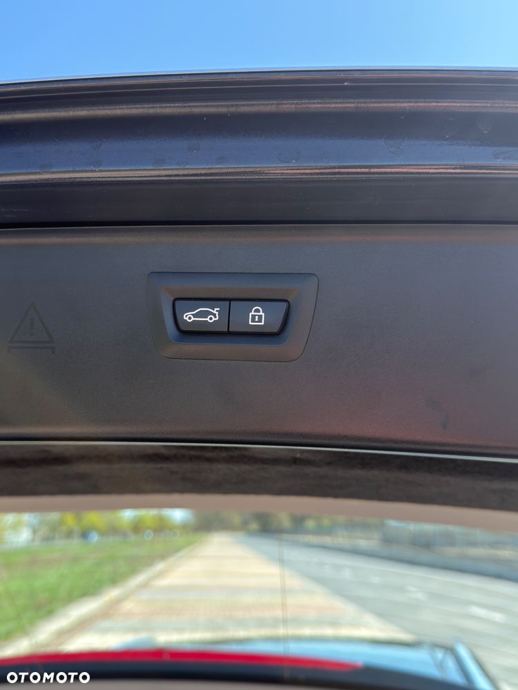 BMW Seria 5 520d Luxury Line - 12