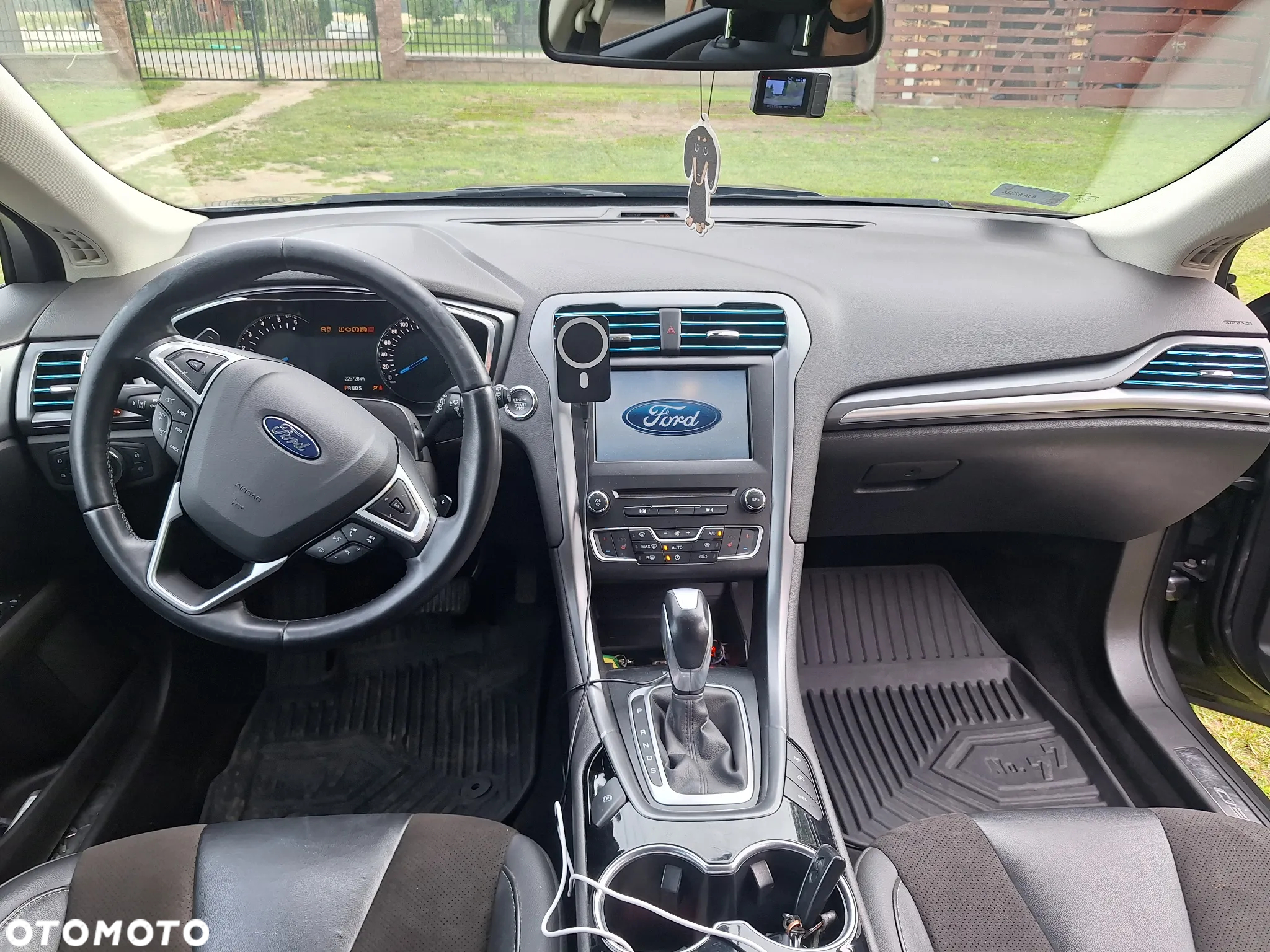 Ford Mondeo 2.0 TDCi Titanium PowerShift - 11