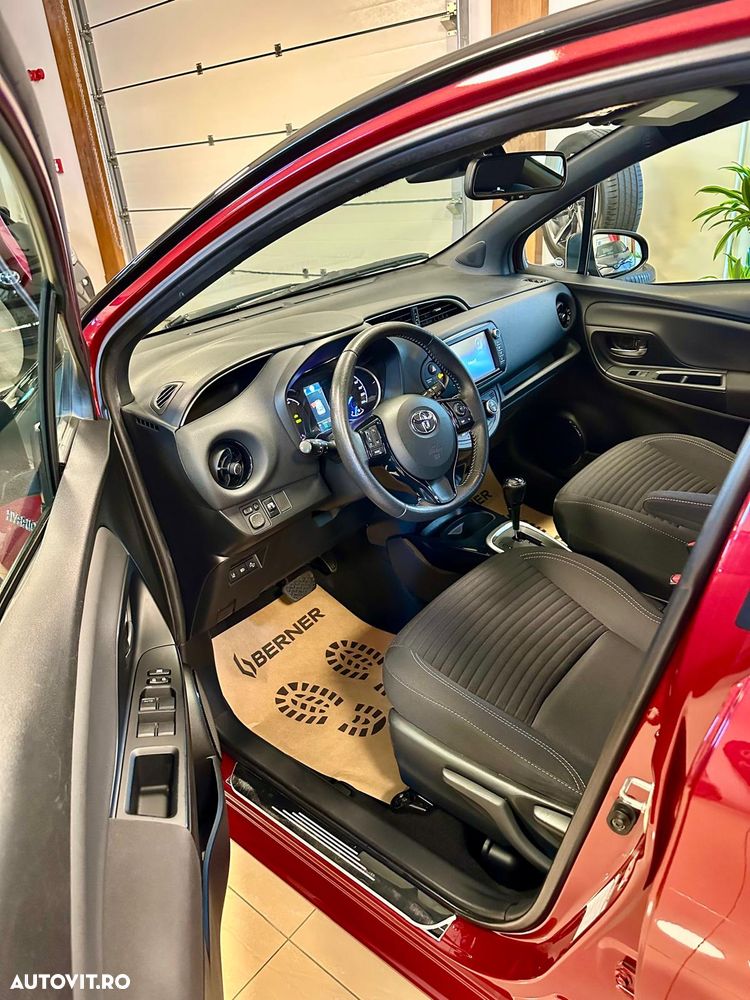 Toyota Yaris - 16