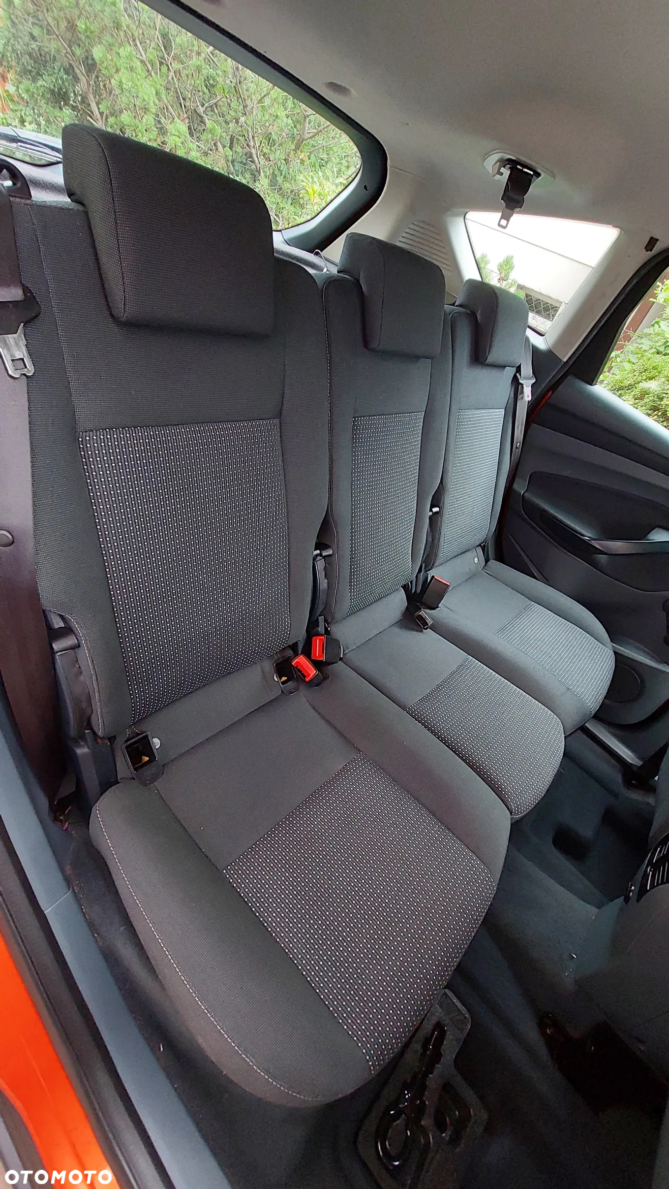 Ford C-MAX 1.6 Ambiente - 13