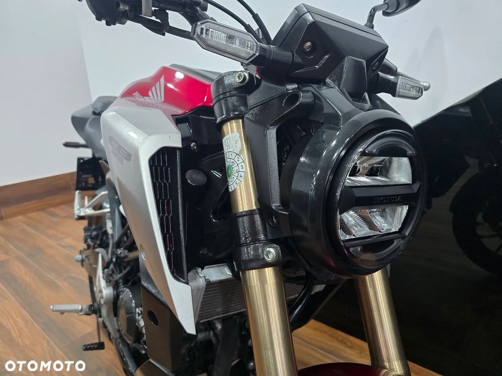 Honda CB - 28