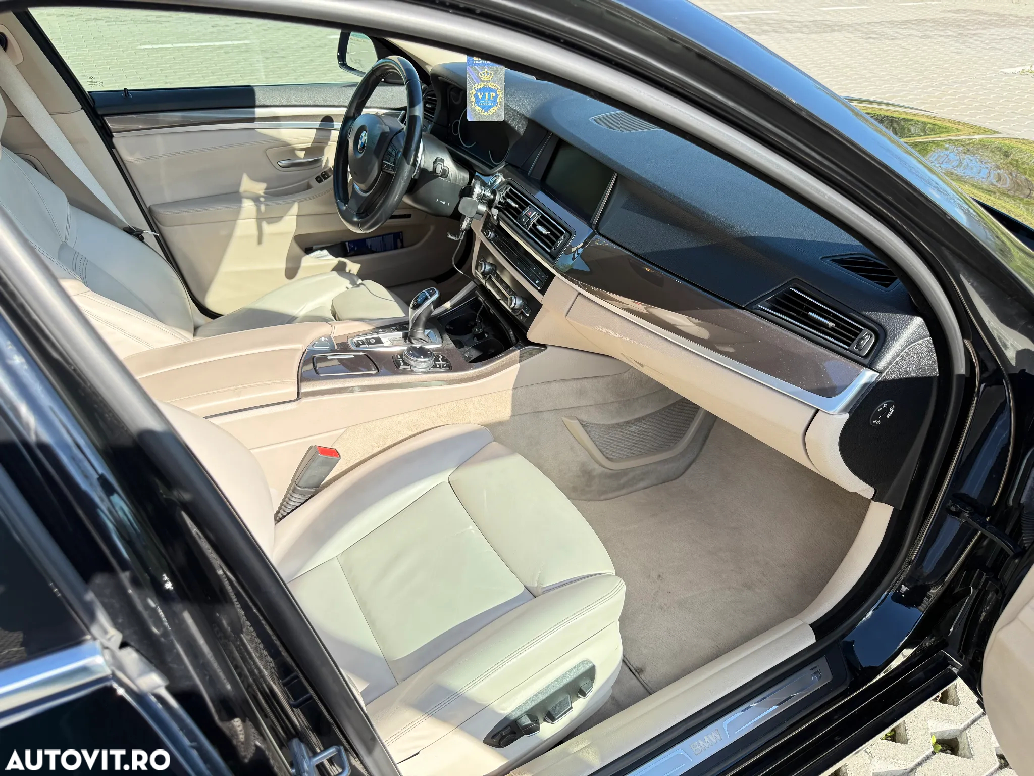 BMW Seria 5 535d Sport-Aut. Luxury Line - 9