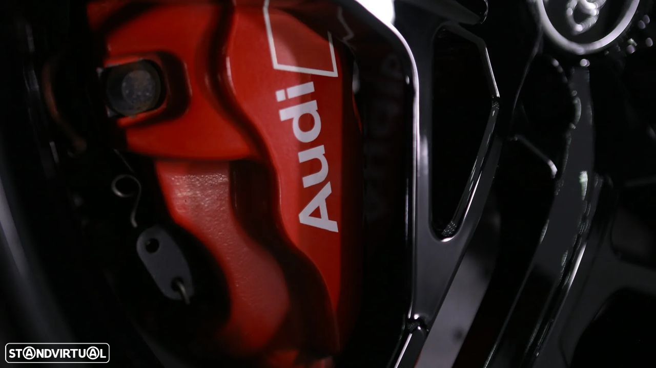 Audi R8 Spyder 5.2 FSi V10 S tronic Plus - 15