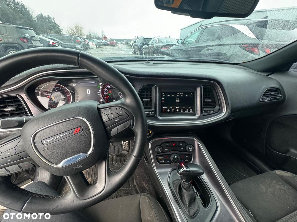 Dodge Challenger Automatik SXT Plus - 12