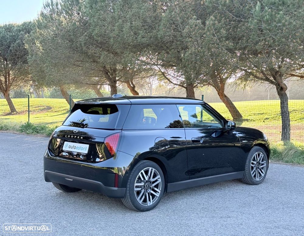 MINI 3 Portas Cooper E Classic L - 7