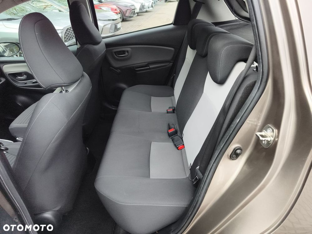 Toyota Yaris 1.5 Premium CVT - 14