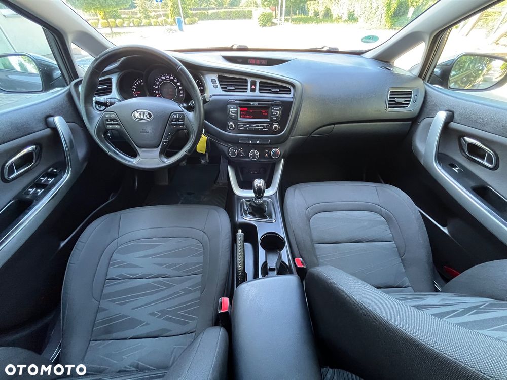 Kia Ceed 1.6 GDI Spirit - 17