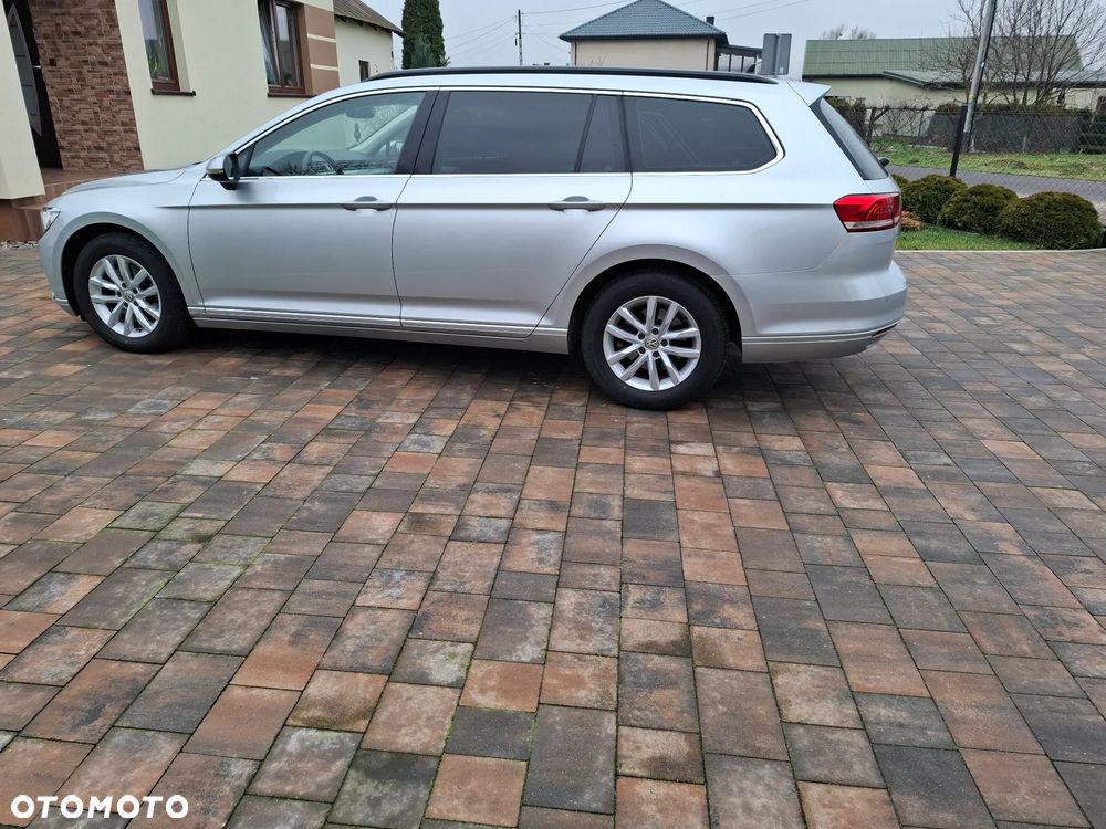 Volkswagen Passat Variant 2.0 TDI EVO Business DSG - 6