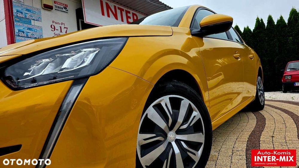 Peugeot 208 - 25