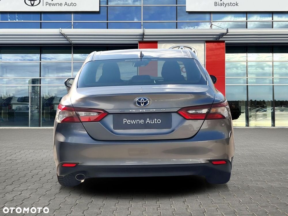 Toyota Camry 2.5 Hybrid Comfort CVT - 4