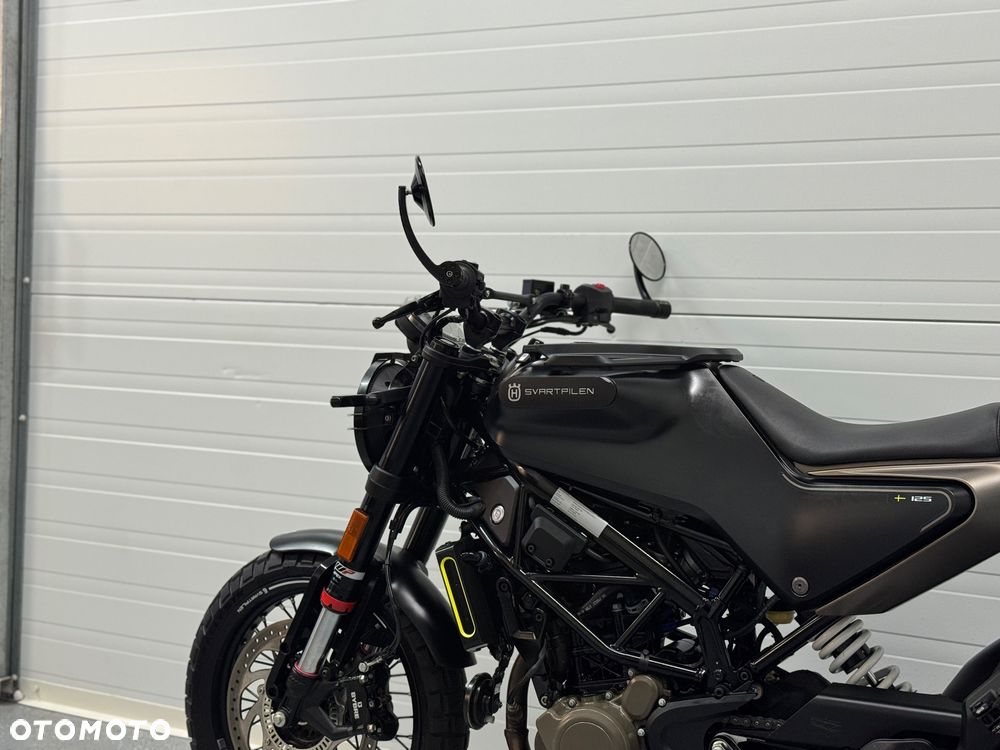 Husqvarna Svartpilen - 15