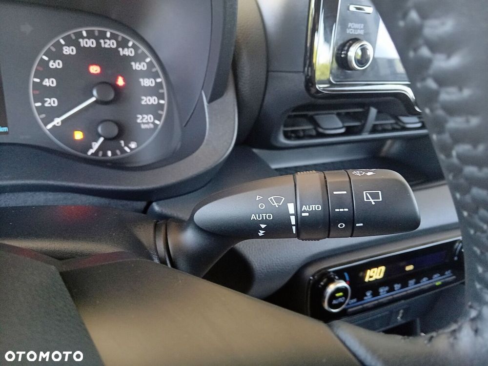 Toyota Yaris Hybrid 1.5 Comfort - 20