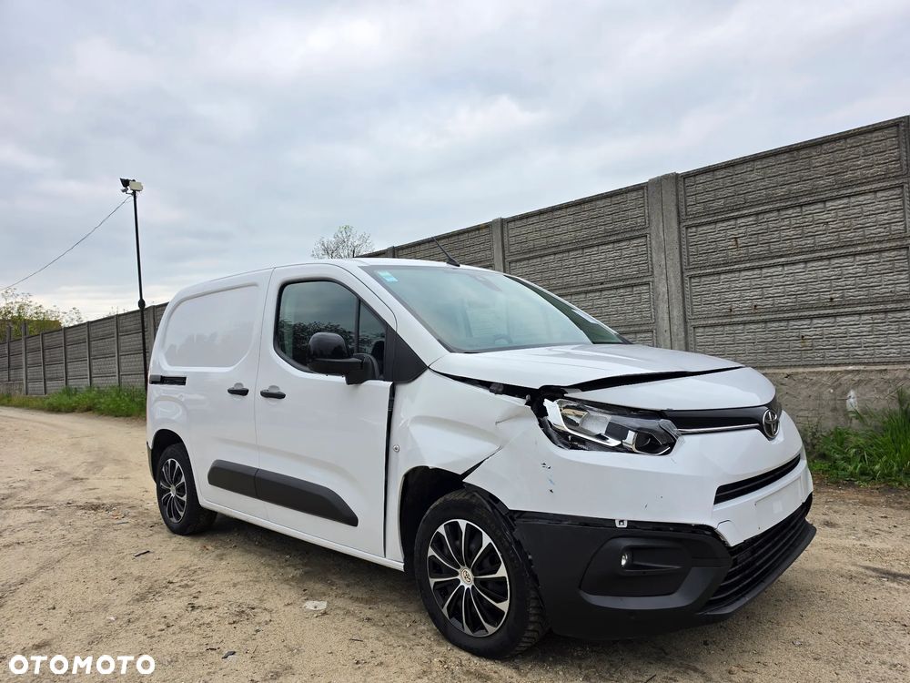 Toyota Proace City - 35