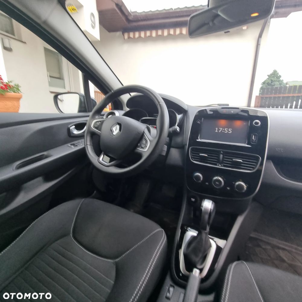 Renault Clio - 8