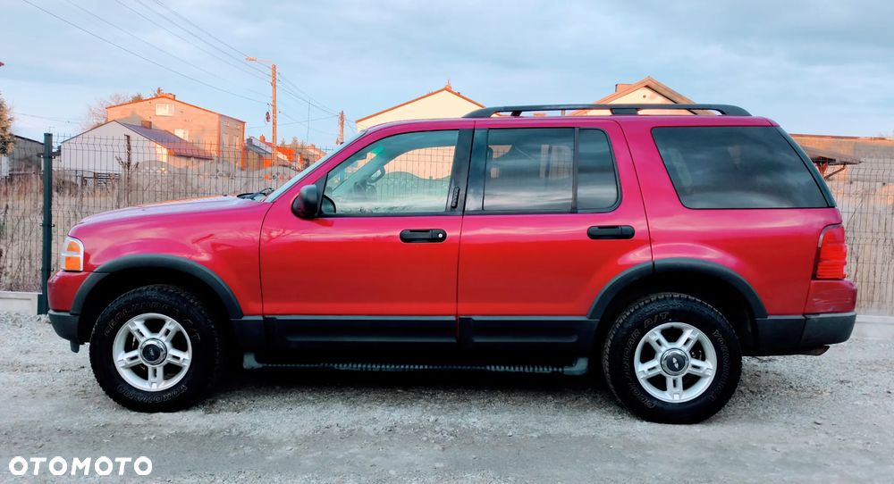 Ford Explorer 4.0 4WD - 24