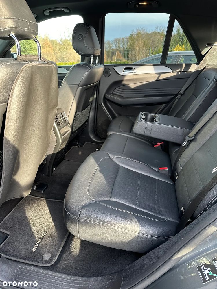 Mercedes-Benz GLE - 15