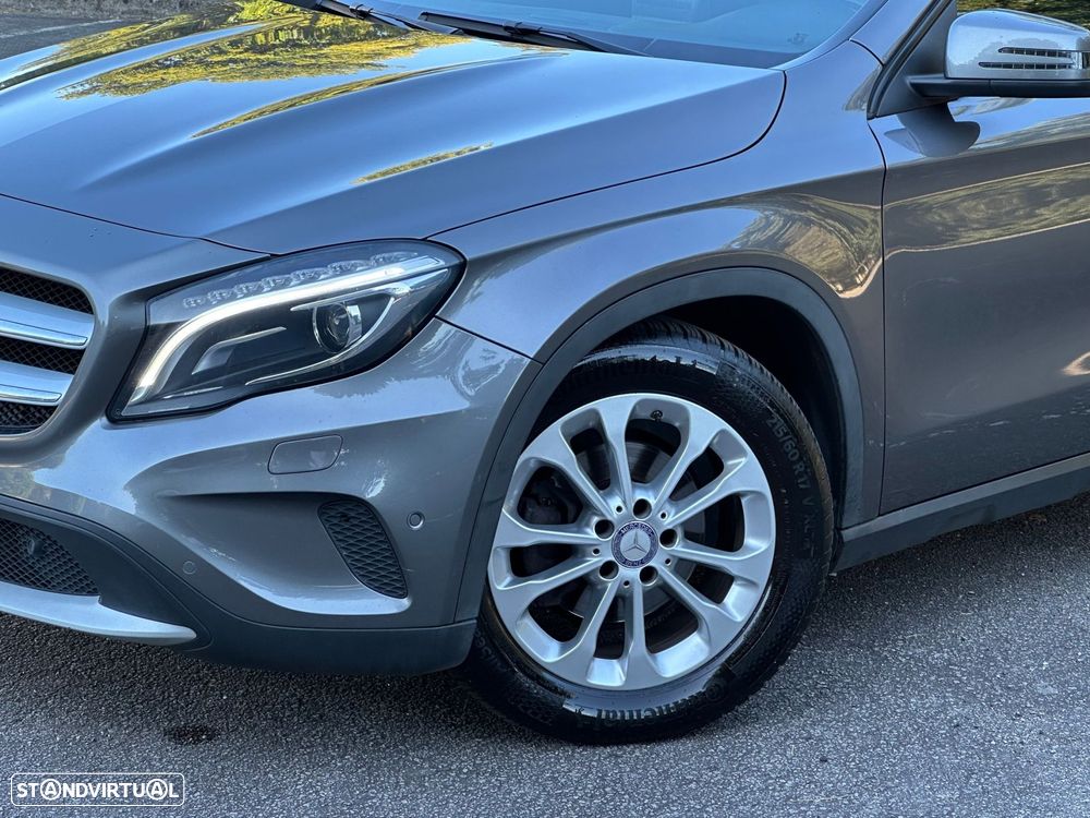 Mercedes-Benz GLA 180 d 7G-DCT Urban - 3