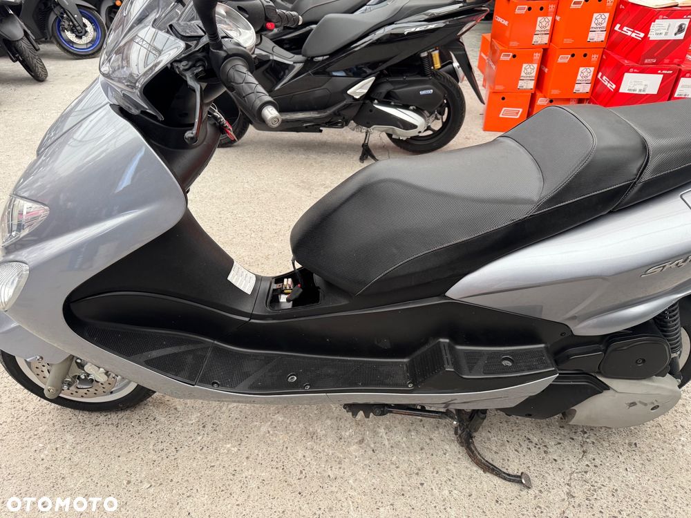 Yamaha Majesty - 18