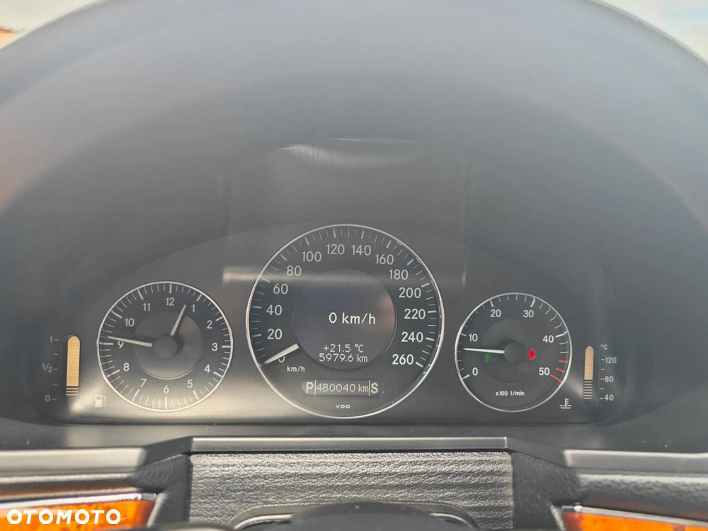 Mercedes-Benz Klasa E 320 CDI Elegance - 13